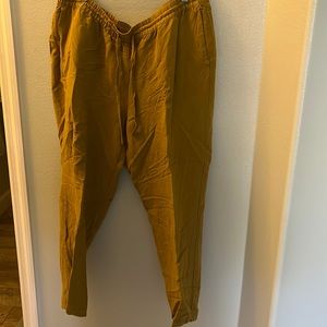 JJill size XL pants with elastic waistband that ties to adjust for comfort